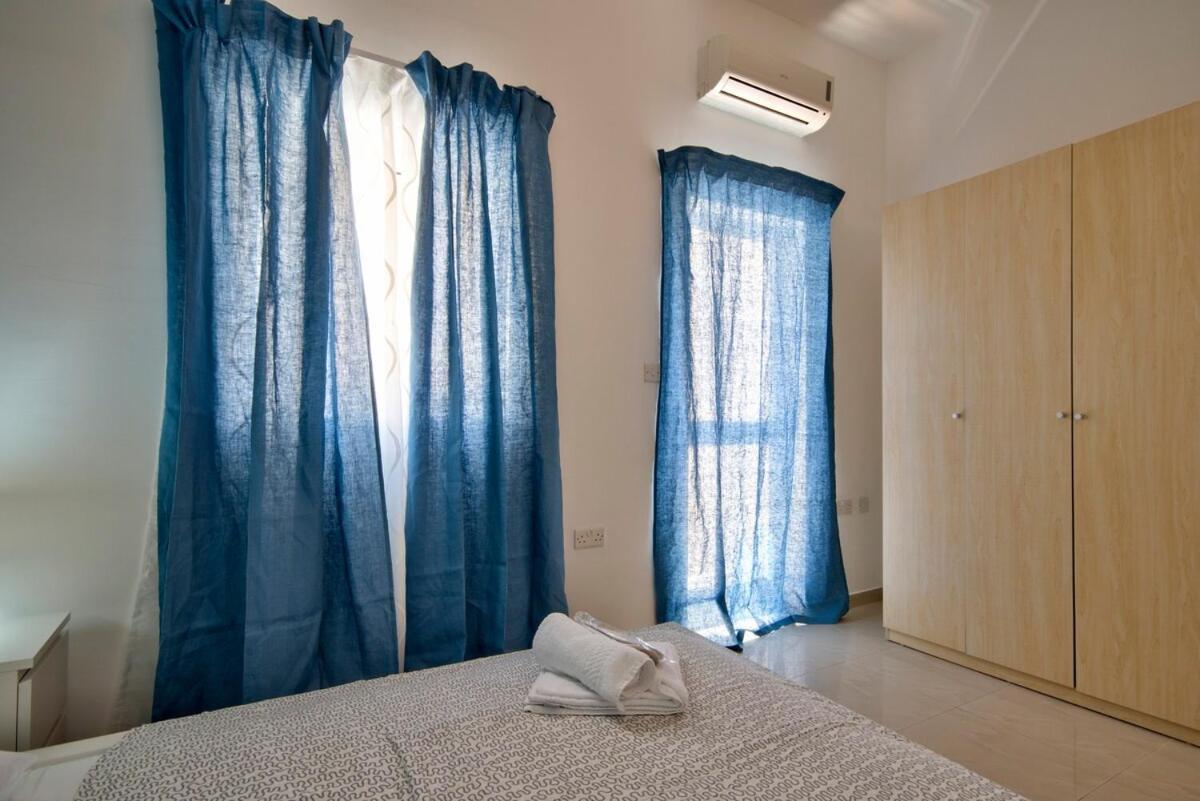 Urbanstays - Gzira 1 Bedroom Apartments By Shortletsmalta Bagian luar foto